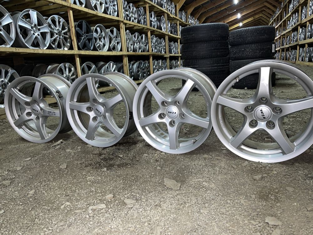 Німецькі диски RIAL 5/120 R16 7.5J ET37 комплект
