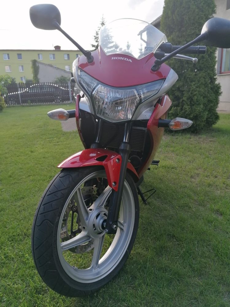 Motocykl Honda CBR 250R