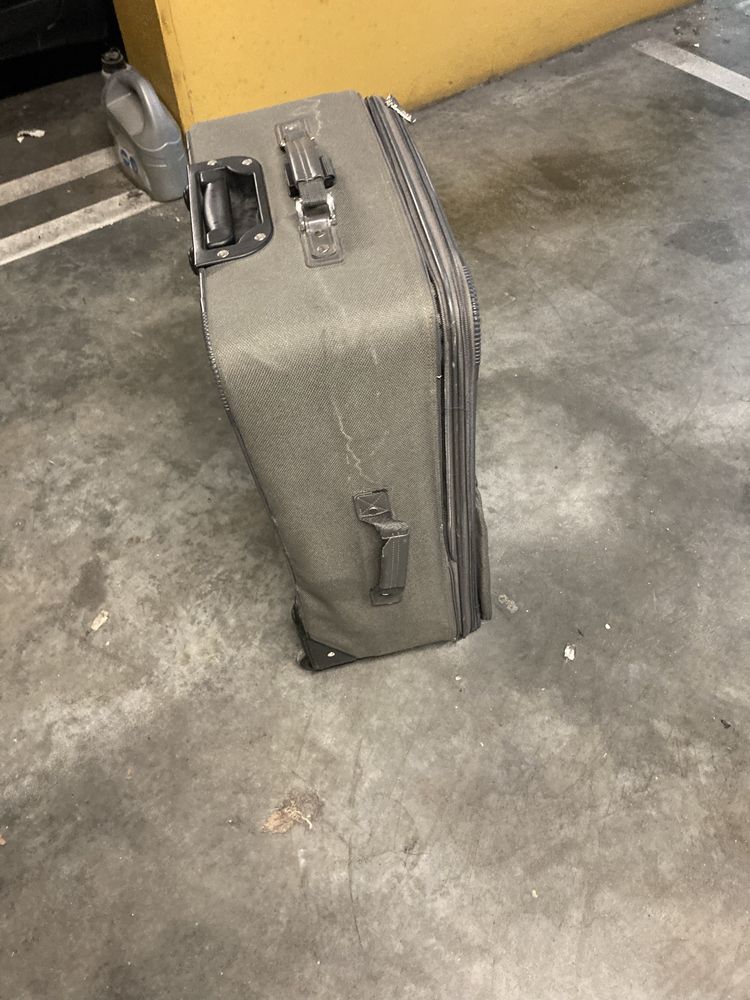 Mala viagem  grande XXL marca pierre cardin