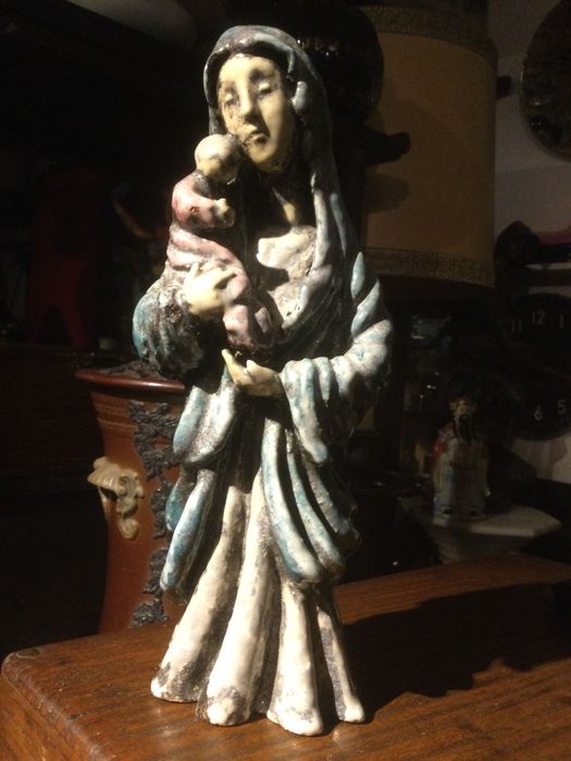 Escultura Modernista Nossa Senhora Menino Terracota 29 cm Arte Sácra