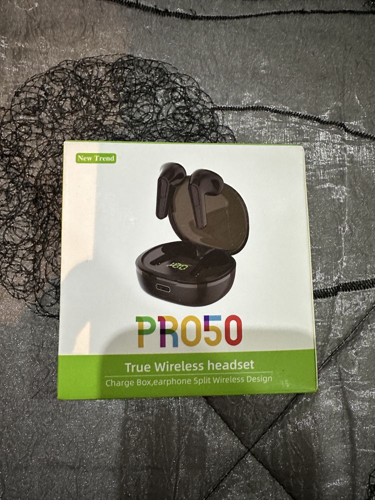 Auscultadores Bluetooth pretos