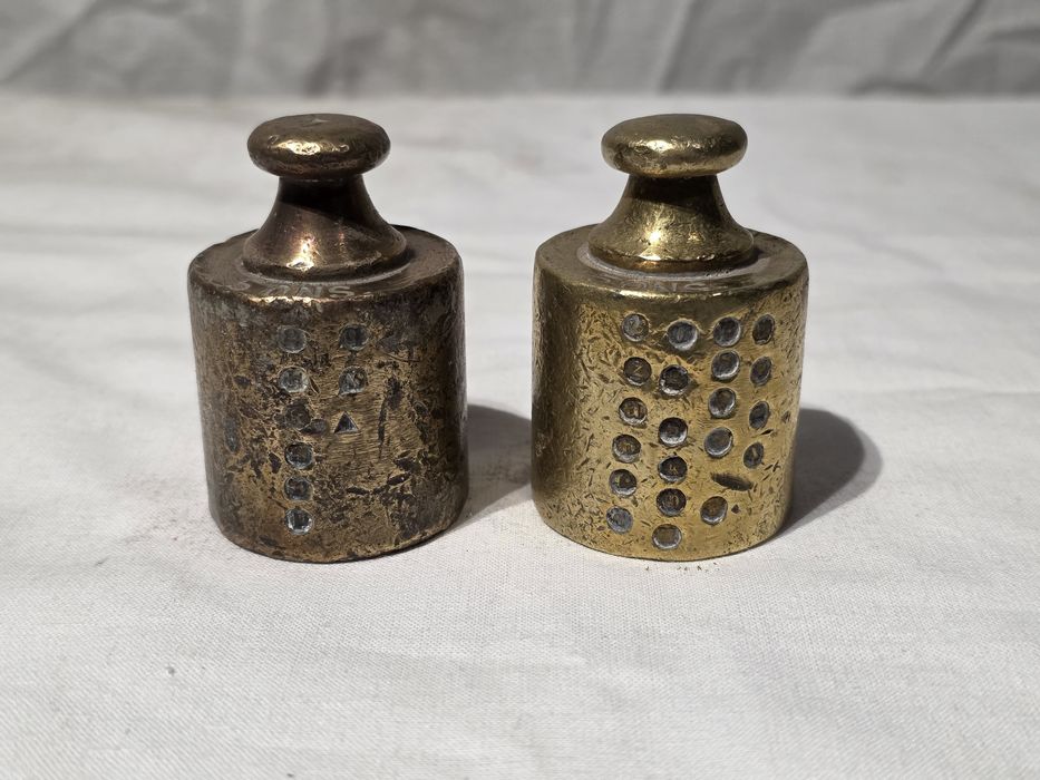 Zestaw dwóch odważników mosiężnych 0.5kg