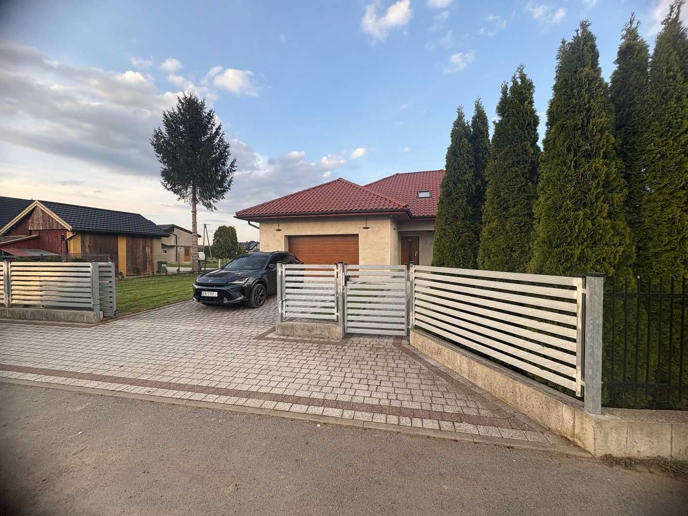Dom wolno stojący z dużą działką Chełmiec, ul.Małowiejska