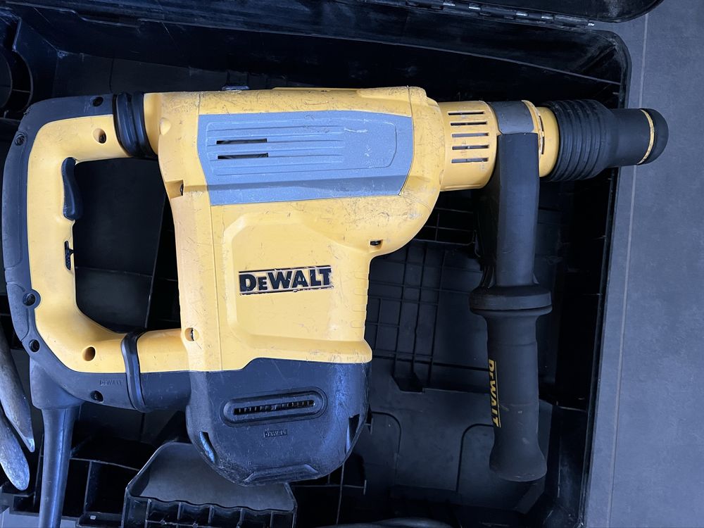перфоратор  SDS-MAX Dewalt D25614