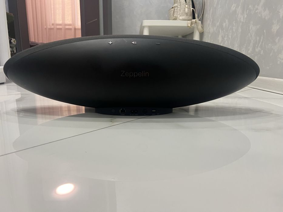 Акустика bowers&wilkins zeppelin wireless