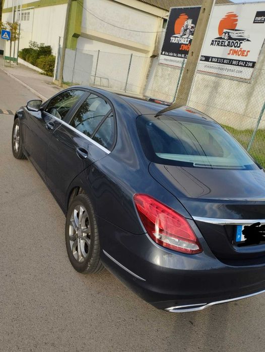 Mercedes C 180 D blue EFFICIENCY irrepreensível