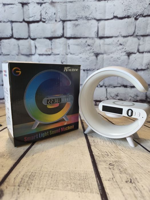 Budzik z głośnikiem Bluetooth i ładowarką indukcyjną