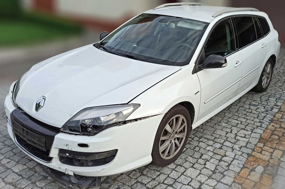 Renault Laguna 3 kombi 4control Bose Edition - po stłuczce, na części.