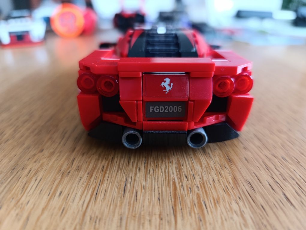 LEGO Speed Champions Ferrari F8 Tributo