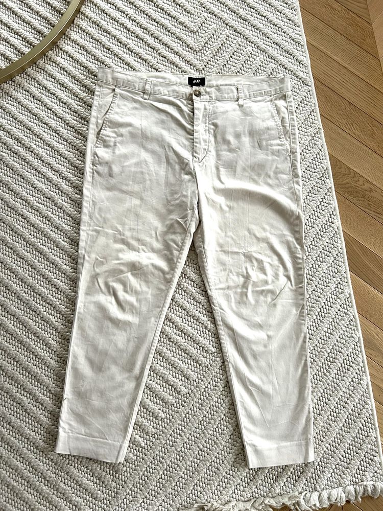Spodnie męskie letnie H&M chinosy carrot fit białe kremowe