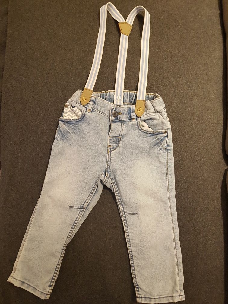 Jeansy chłopięce z szelkami H&M rozm.80