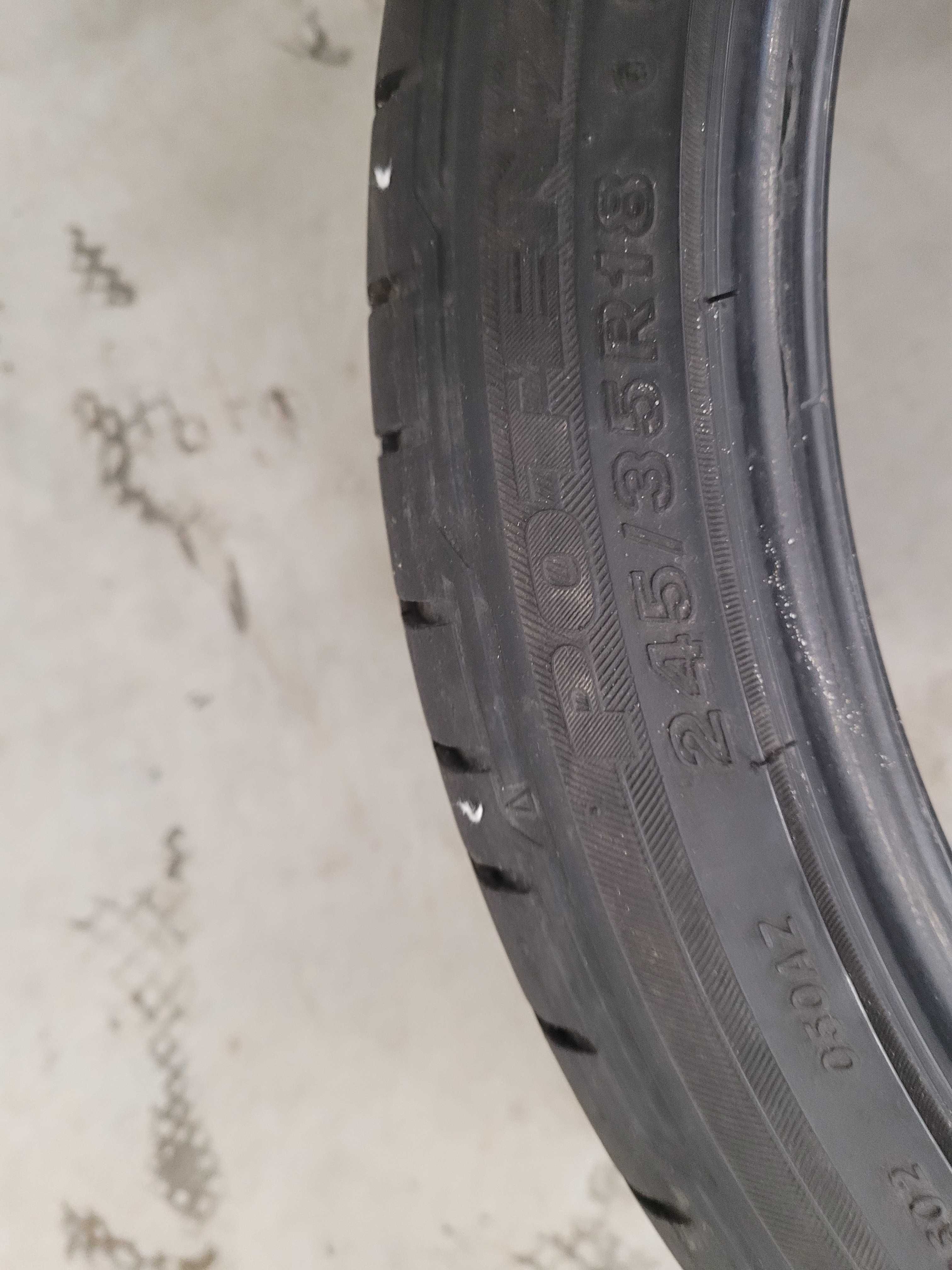 Opona Bridgestone 245/35 R 18