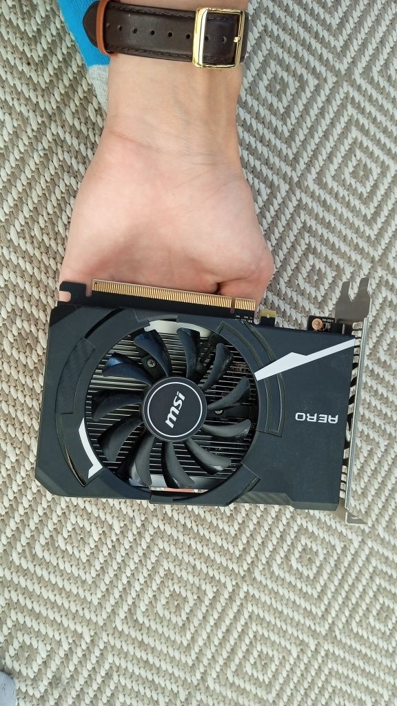 Komputer ze wszystkimi akcesoriami , PC do grania