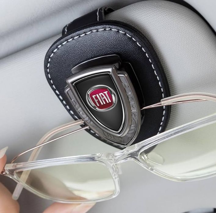 Dla uchwytu na okulary przeciwsłoneczne Fiat