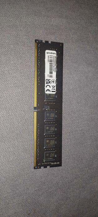 Sprzedam pamięć RAM gr2666d464l19s/8g