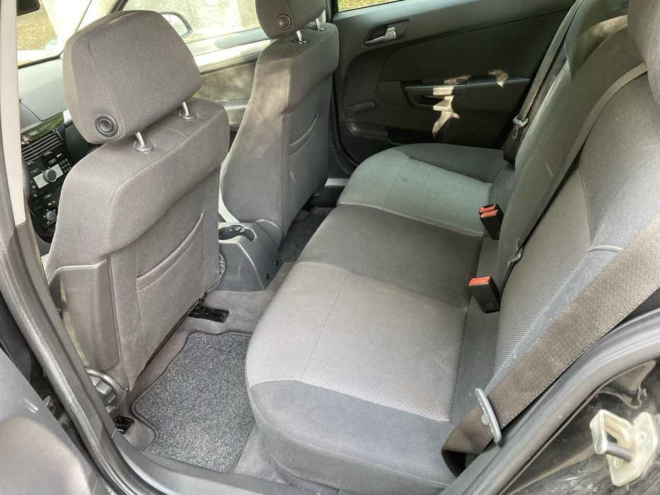 Продам OPEL ASTRA H 2010 рік