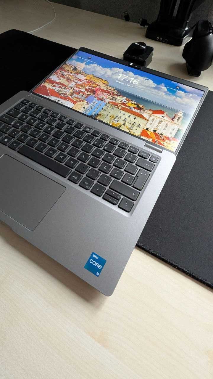 Dell i5 11Gen 16GB Ram 248GB SSD laptop portátil