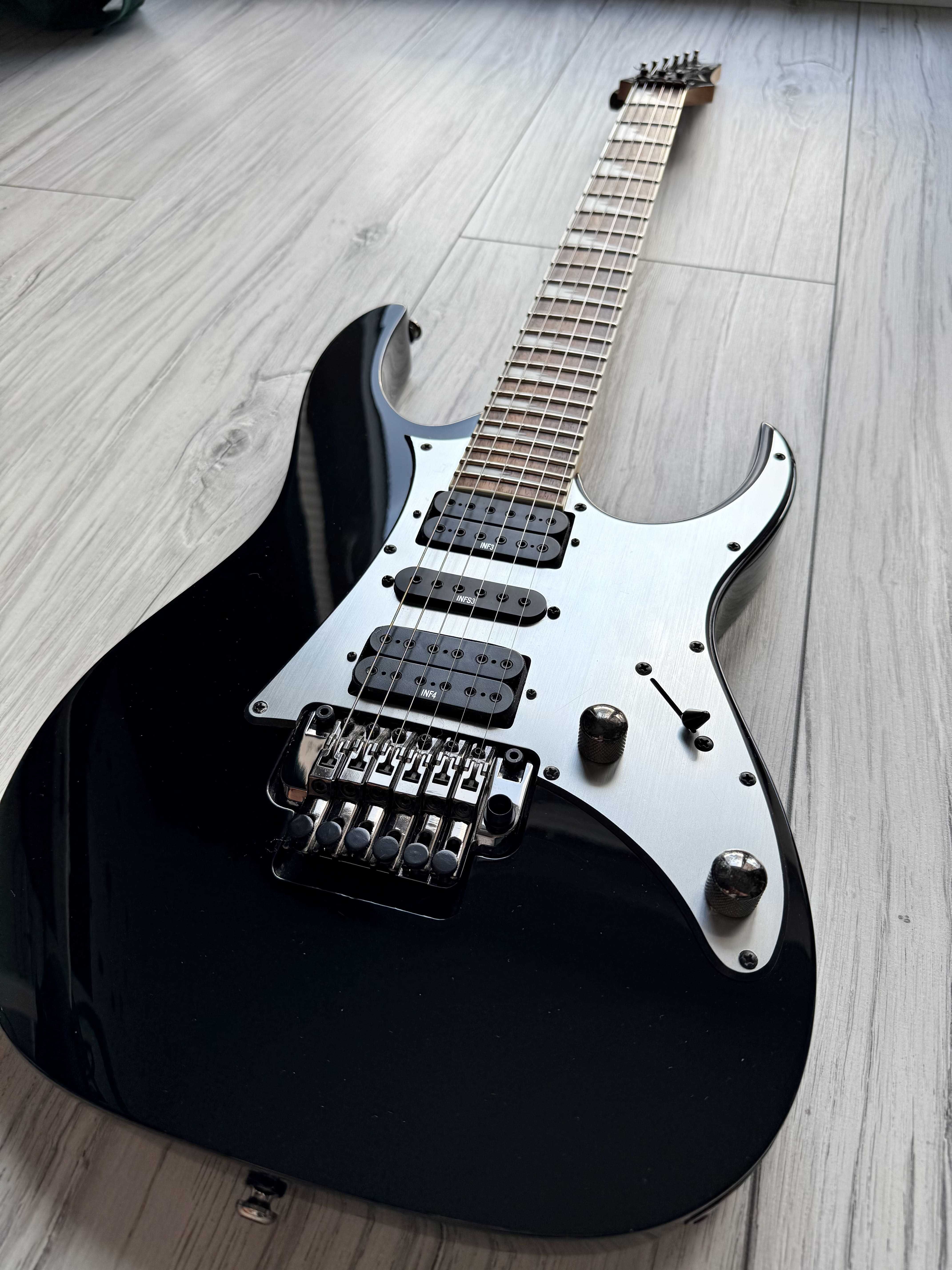 Ibanez RG350EXZ – świetny stan, doskonałe progi, klasyczny RG!
