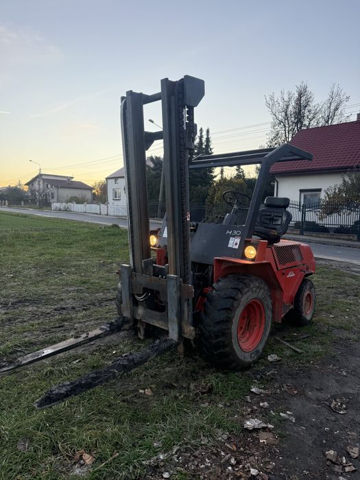 Wózek widłowy terenowy linde 3 tony widlak