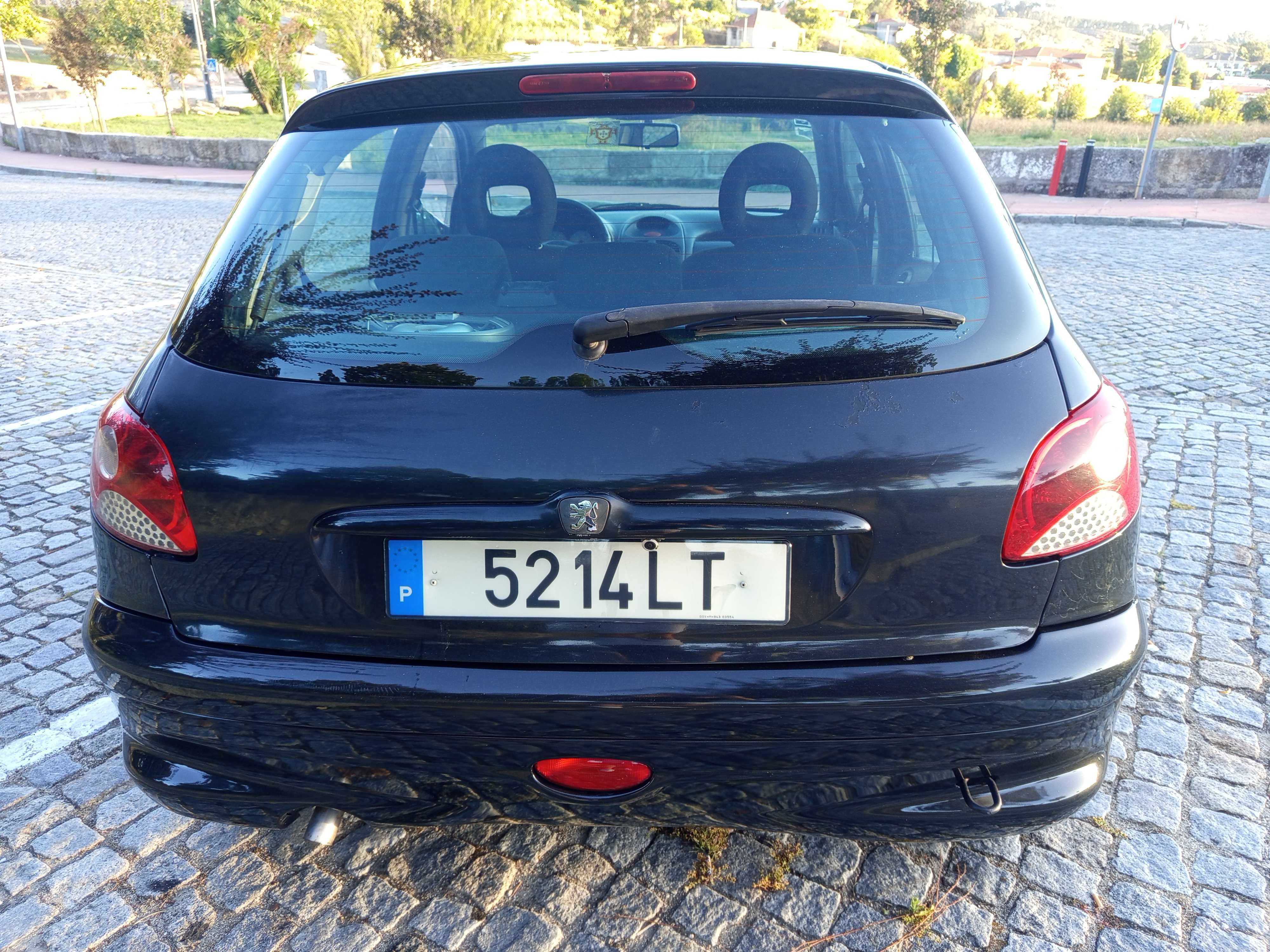 Peugeot 206 1.1 Gasolina - 1998