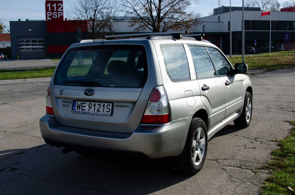 Subaru Forester 2.0 benzyna, AWD + reduktor, manual, 2005 po lifcie