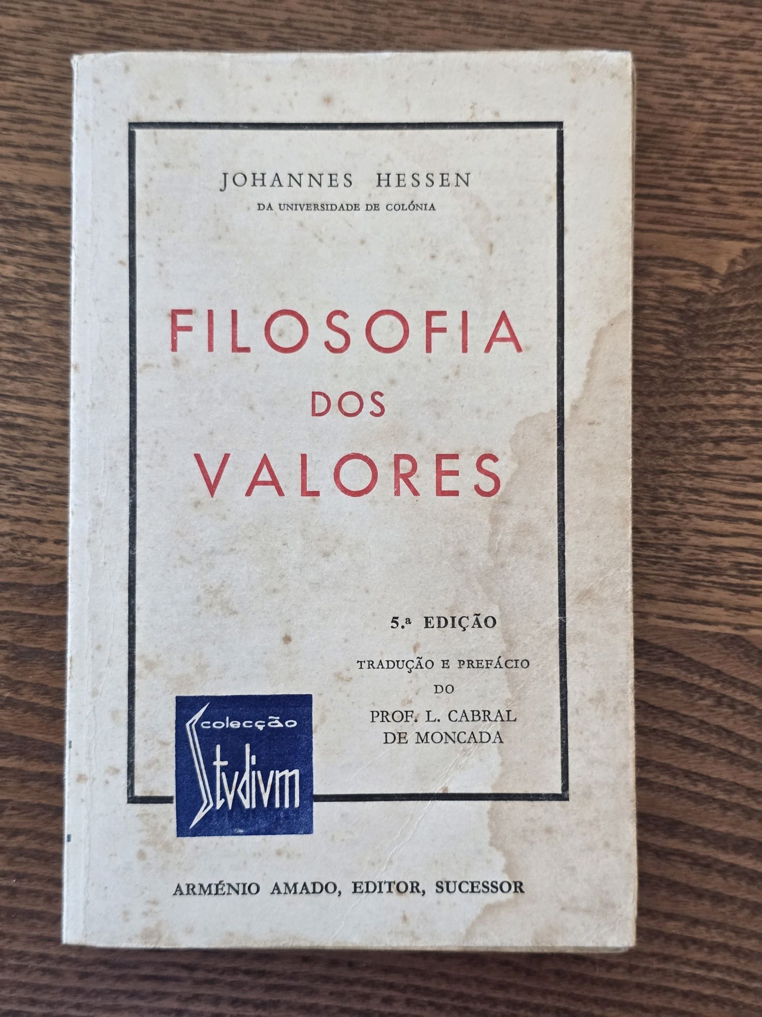 Livros jurídicos / Direito / 1 = 2,5€ / 10 = 20€