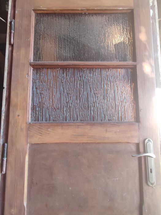 Drzwi wewnętrzne stare