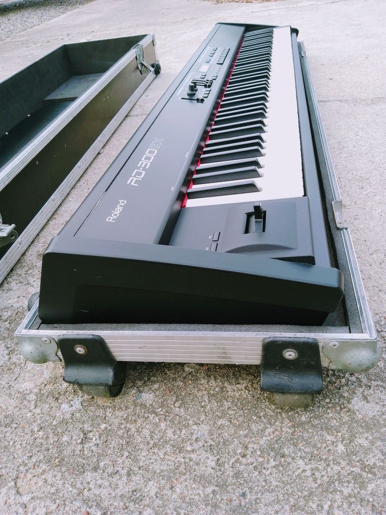 Piano cyfrowe Roland RD 300GX