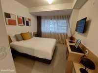 538480 - Quarto com cama de casal em apartamento com 1 quarto
