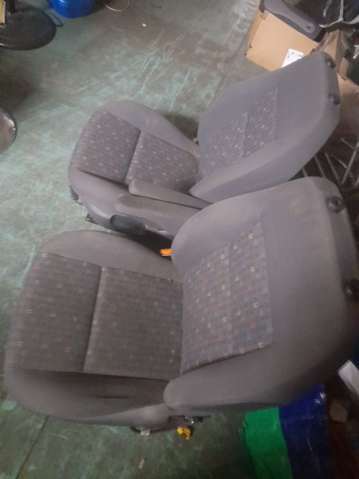 Sprzedam fotele sharan alehambra galaxy oraz roletę bagażnika sharan