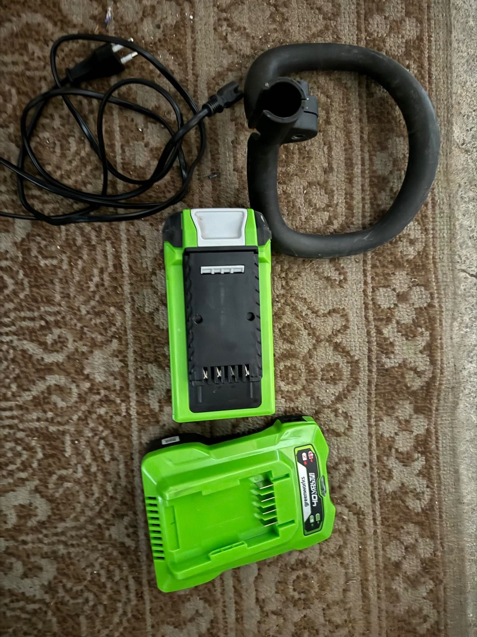 Podkaszarka Greenworks 40V (G40LT) + akumulator