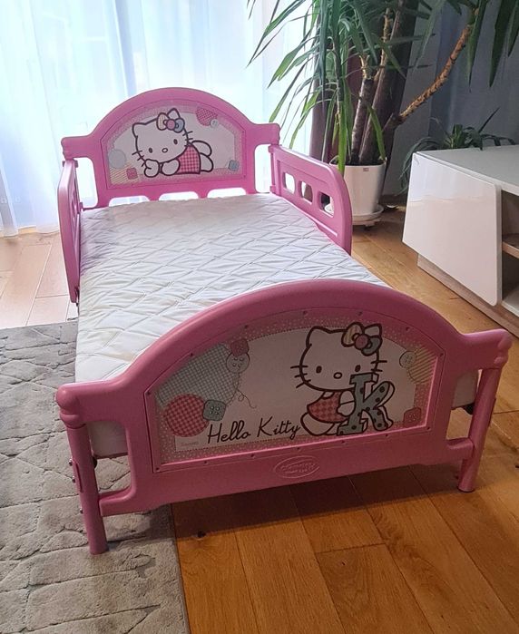 Łóżko HELLO KITTY z barierkami 144x74cm + materac