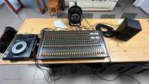 Mesa de mistura 24 canais vintage analógica Tascam M-224