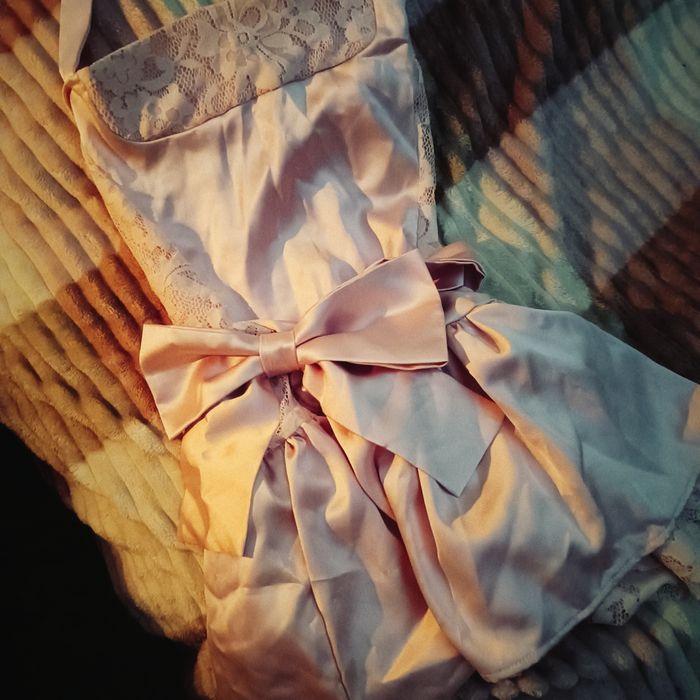 платье розовое, нежное с бантом