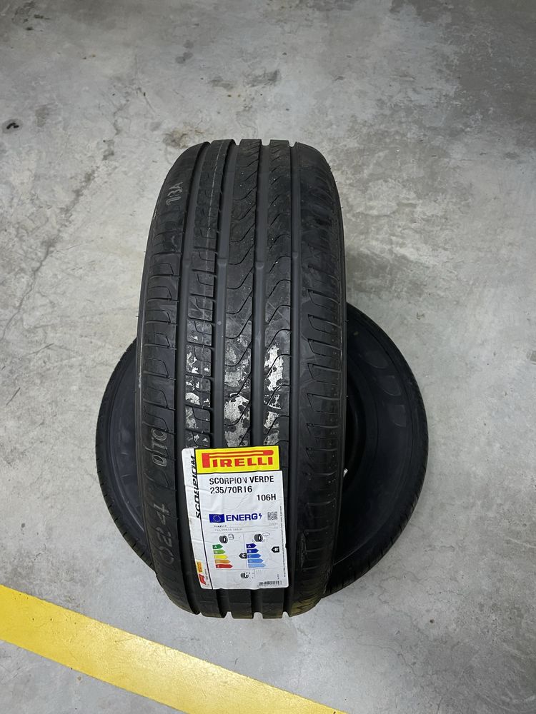 Pneus Pirelli Scorpion Green 235 70 R16 Novos