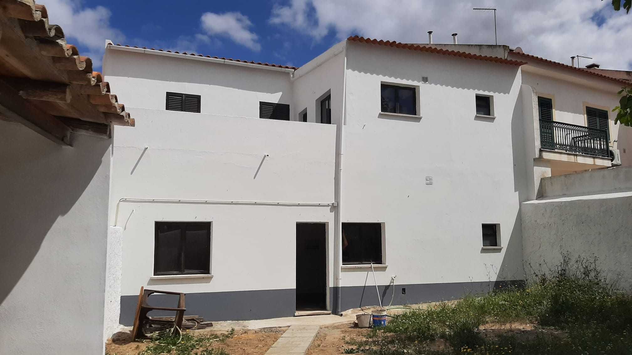 Moradia T7 com jardim e garagem