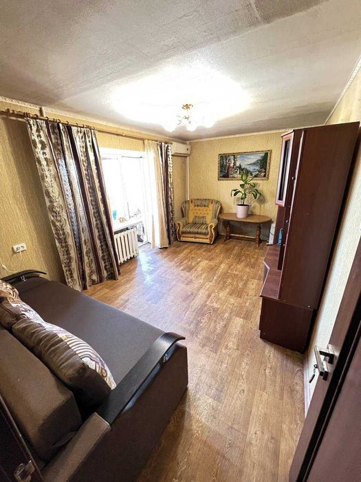 Продам 2 комнатную квартиру, Набережная, Центр, Поплавок