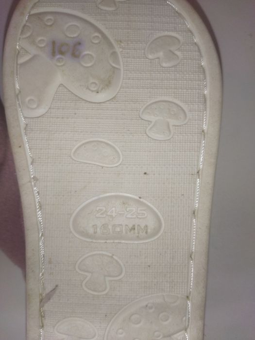 Капці для дівчинки