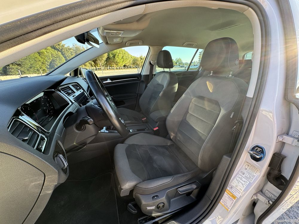 VW GOLF TDI RLINE