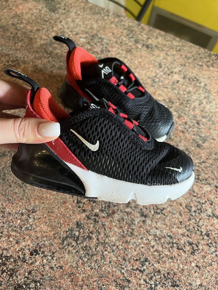 Кроссовки nike детские