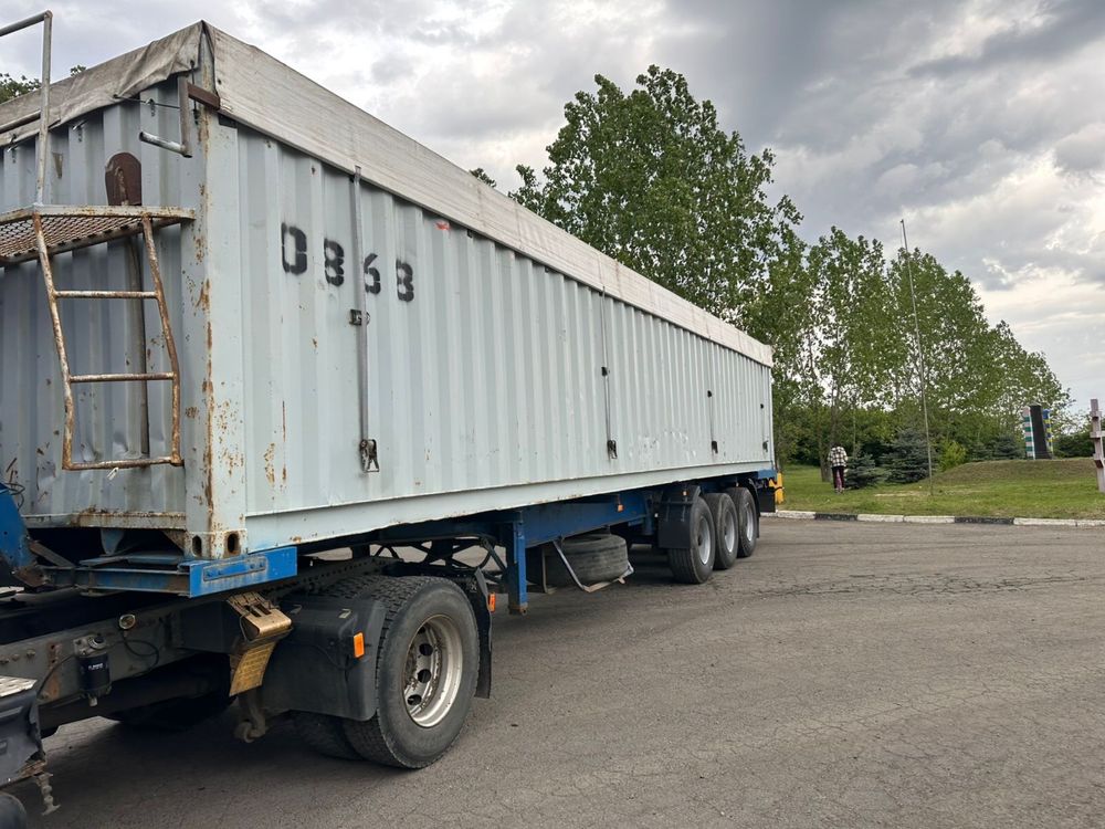 Продам Контейнеровоз