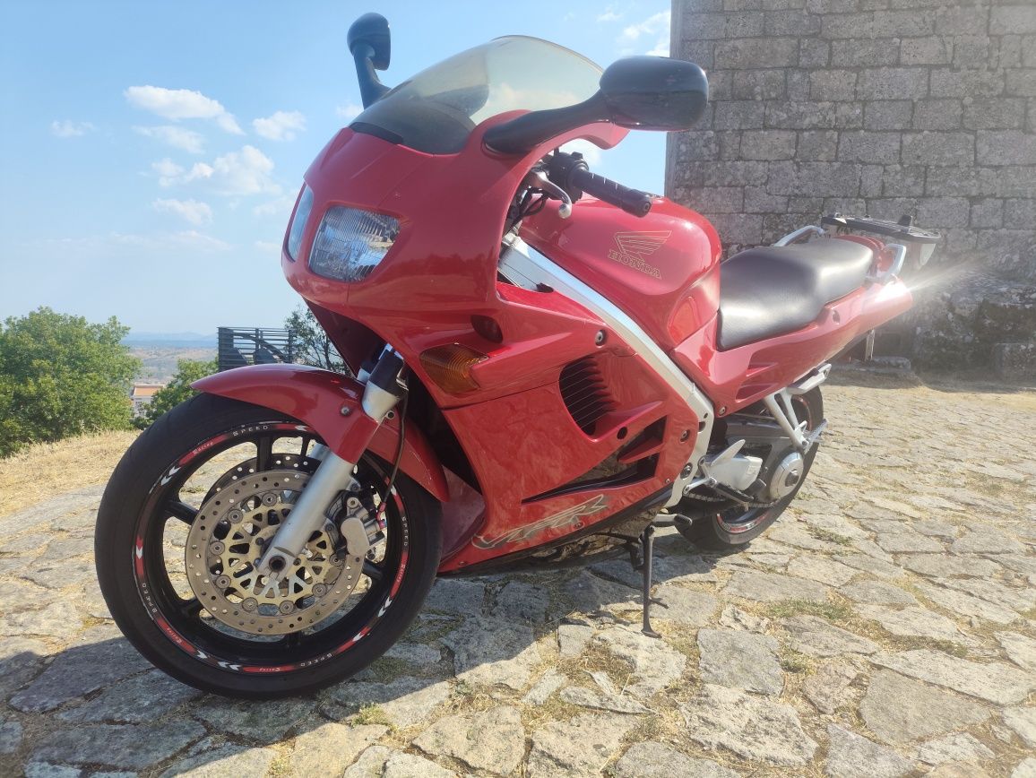 Honda VFR 750 RC36