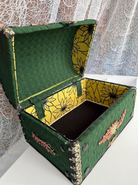 Skrzynia ręcznie wykonana