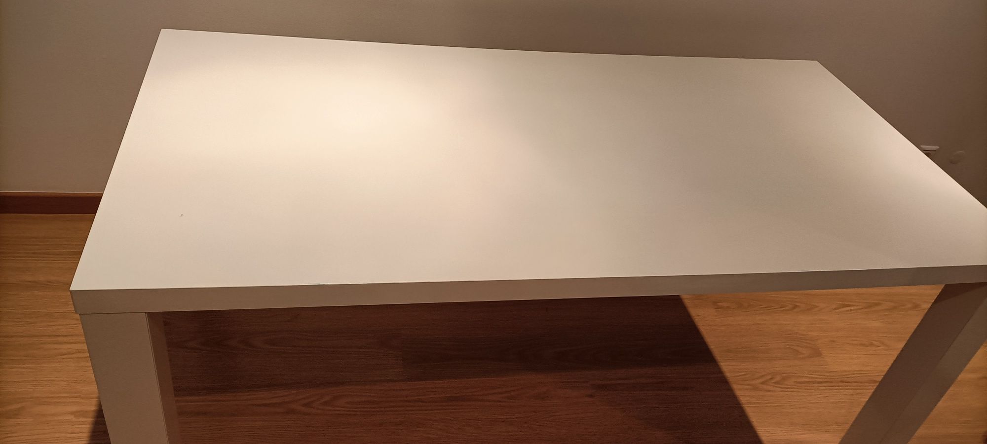 Mesa IKEA, como nova
