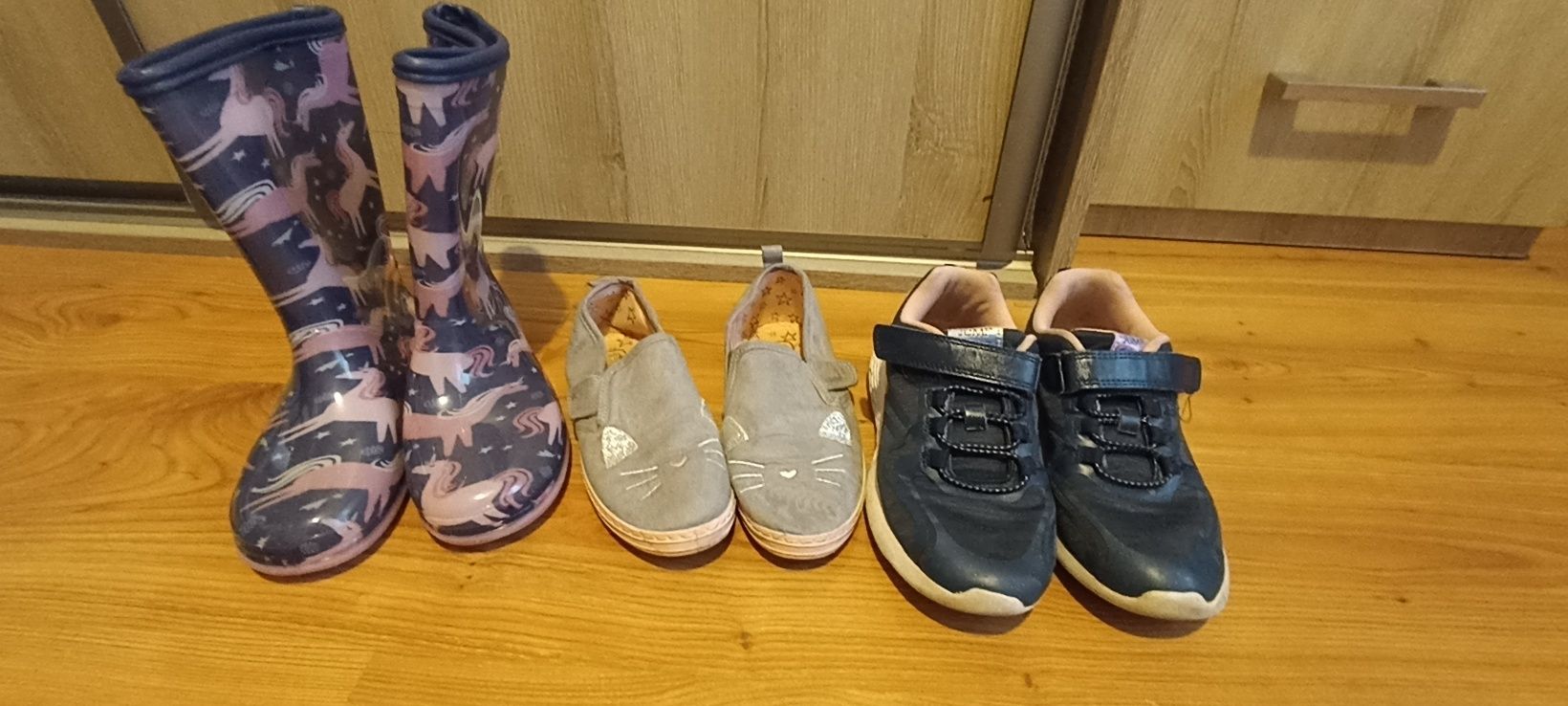 Zestaw butów dla dziewczynki