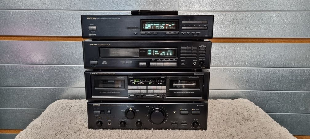 Wieza stereo ONKYO z pilotem.  Japan