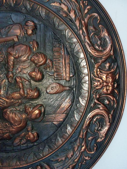 Prato antigo de cobre