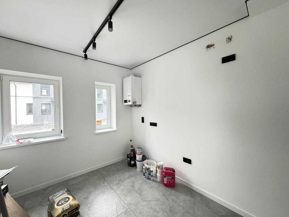 Продаж Будинку/Таунхауса з ремонтом 125м2 в Крихівцях (біля Калинової)