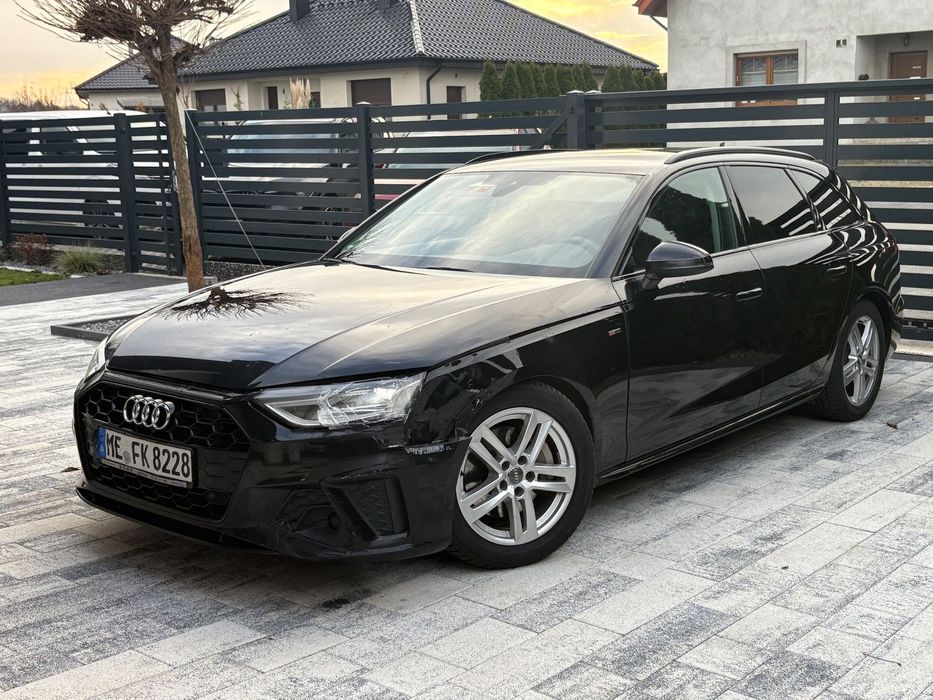 Audi A4 Avant S-LINE/ LED/ Navi Pro/ Virtual/ Pelny serwis ASO/ kosmetyczna szkoda !