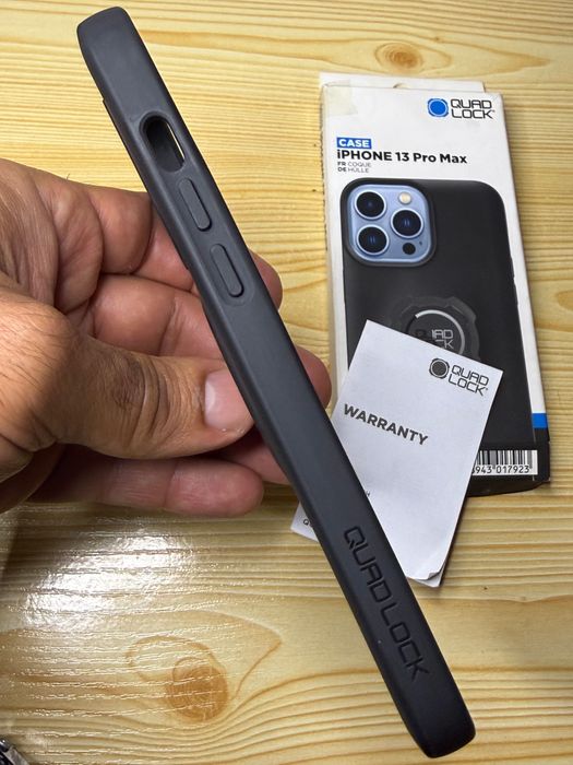 Capa Quad Lock para iPhone 13 Pro Max